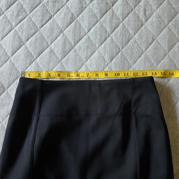 Lululemon &go Cityfarer Black Skirt Size 8 - Picture 7 of 9